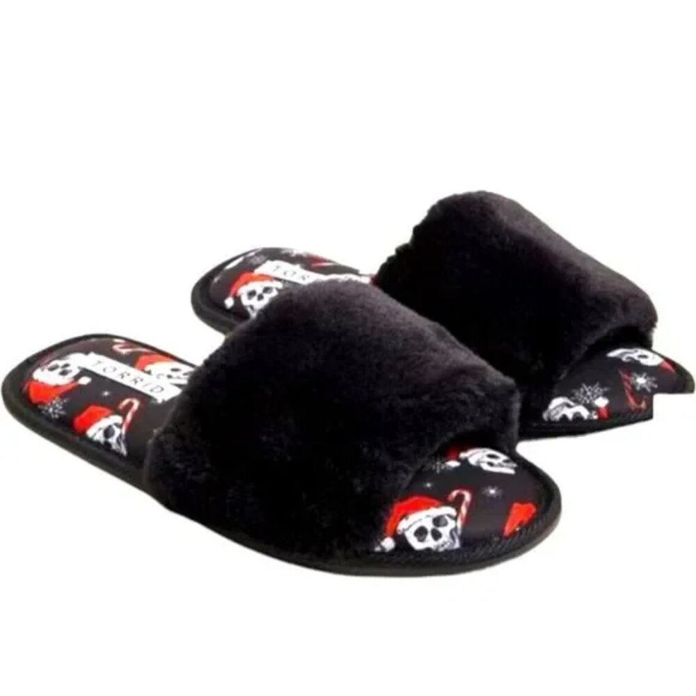 ❤️NWT TORRID CHRISTMAS SLIPPER - SKULL SANTA HAT HOLIDAY FAUX FUR - 7 WW